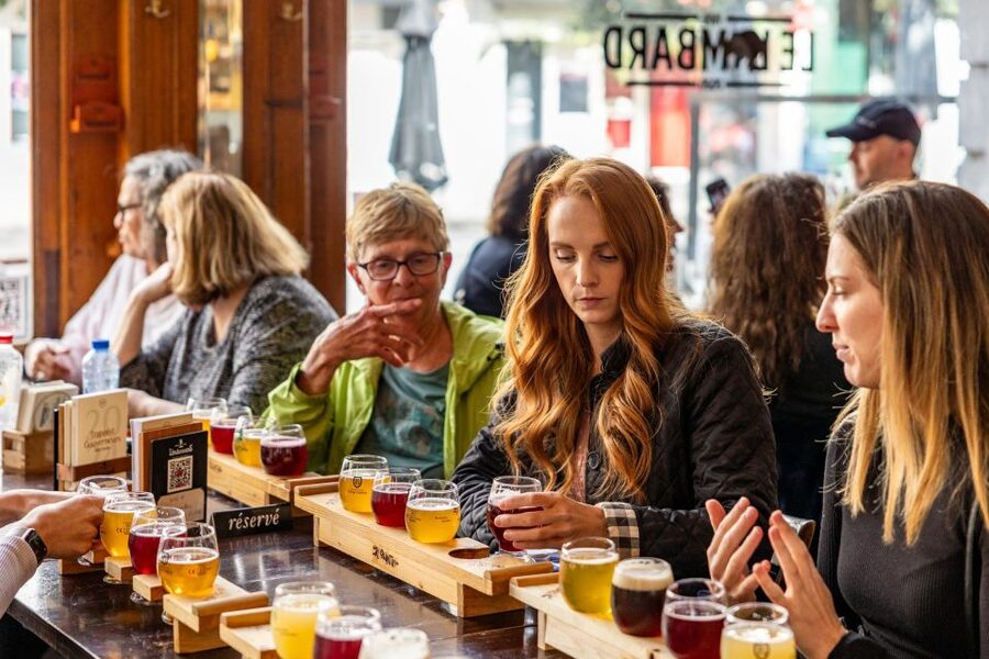 Brussels: City Highlights Walking and Tasting Tour - Four beers at a local bar make the finish worthwhile