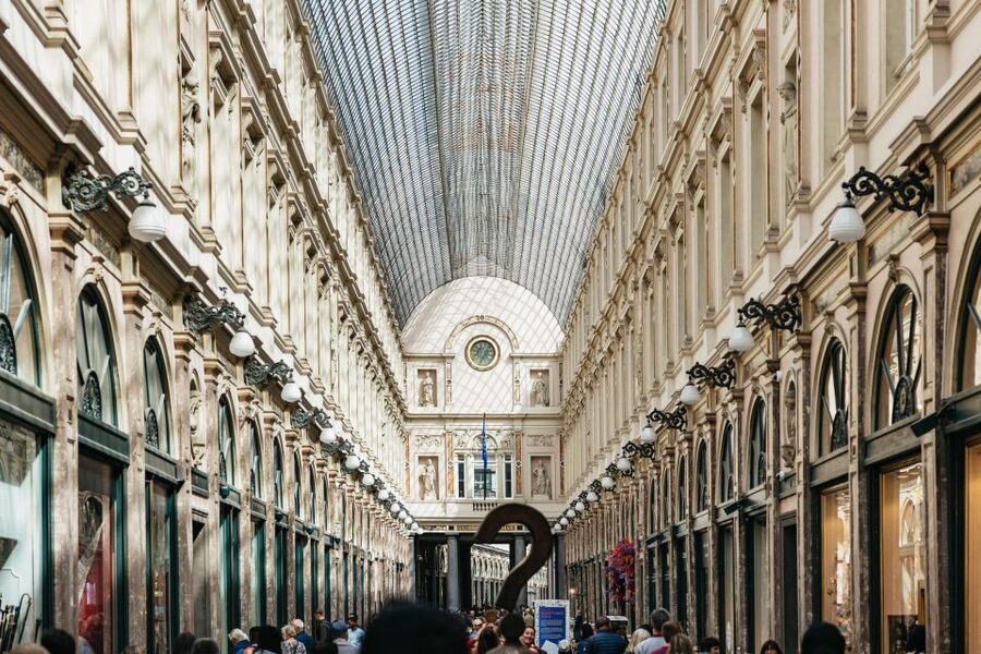 Brussels: City Highlights Walking and Tasting Tour - Timing, group feel, and walking comfort