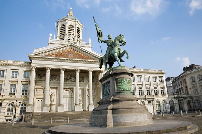 Brussels: City Walk with Audioguide in 7 Languages on your Phone - A self-guided way to meet central Brussels
