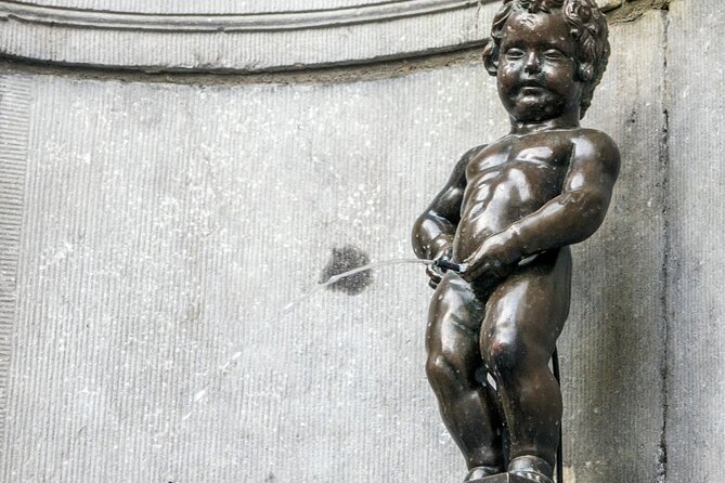 Brussels: City Walk with Audioguide in 7 Languages on your Phone - The Royal Palace and Brussels’ official side
