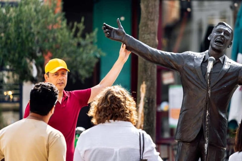 Brussels: Historical Tour with Chocolate & Waffle Tasting - Why this Brussels walking tour works well on a first day