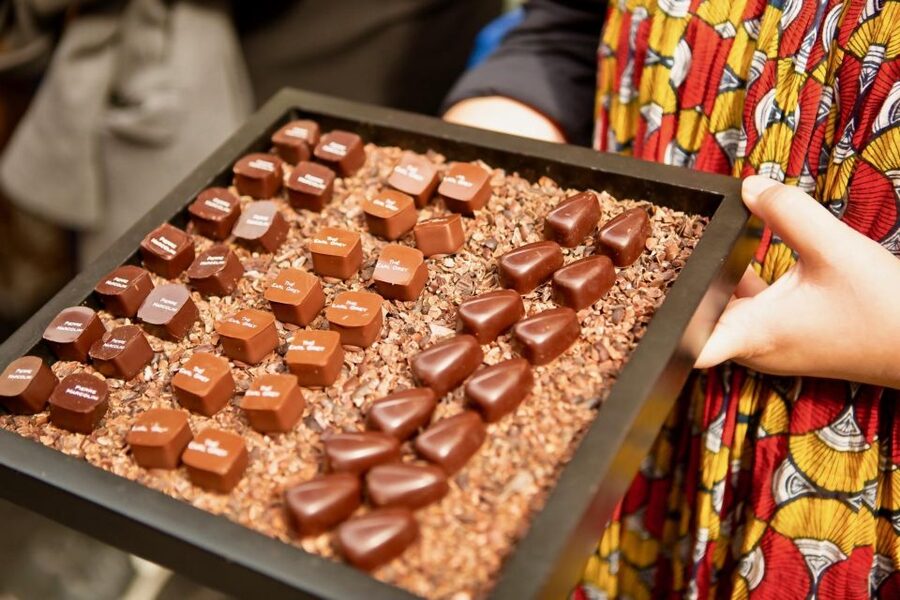 Brussels: Hungry Mary's Famous Beer and Chocolate Tour - Royal Galleries and Grand Place between the tastings