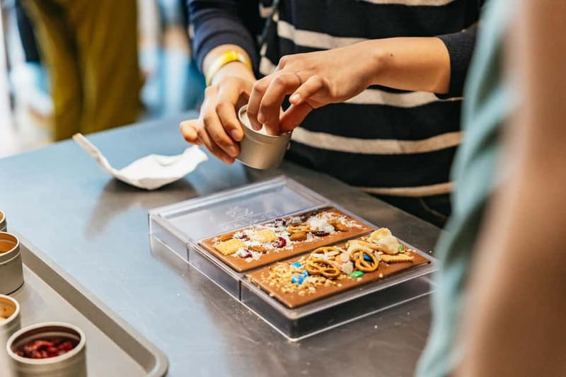 Brussels: Make Your Own Chocolates Workshop with Tastings - What this Brussels chocolate workshop really teaches