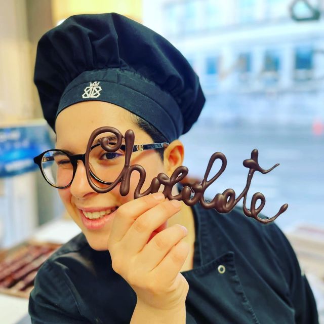 Brussels: Make Your Own Chocolates Workshop with Tastings - A short visit to the working laboratory