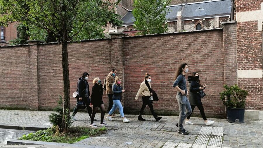 Brussels: Outdoor City Escape Game With Drinks - Large groups and team competition