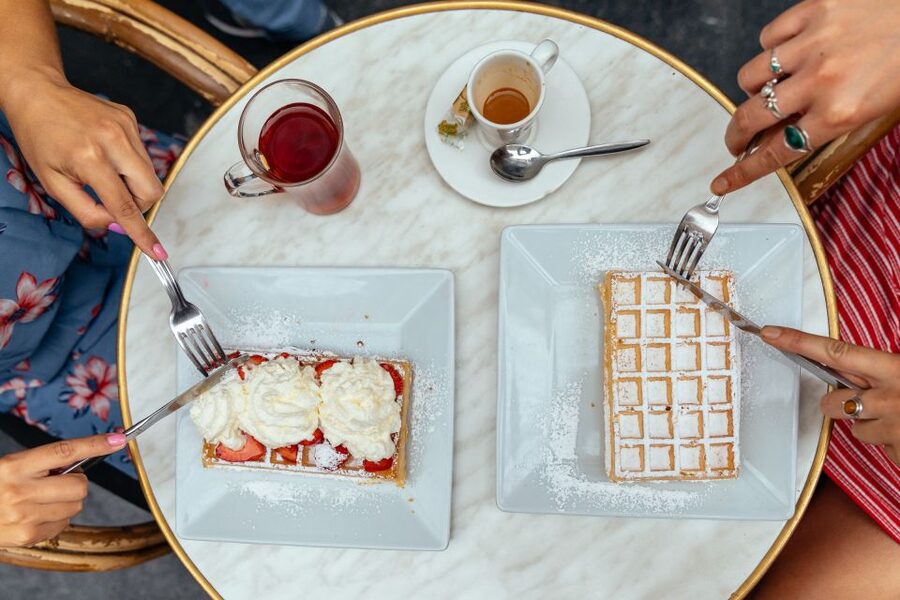 Brussels: Private Food Tour – 10 Tastings with Locals - Seafood and the savory side of Brussels