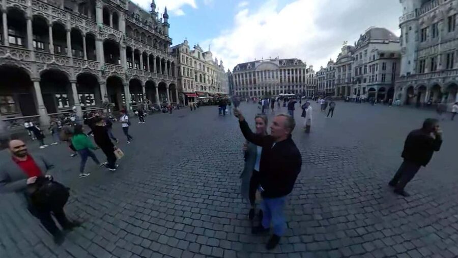 Brussels: Private Tour with a Local - Starting at your hotel or central Airbnb
