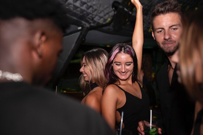 Brussels Pub Crawl Tour - Booking details worth checking