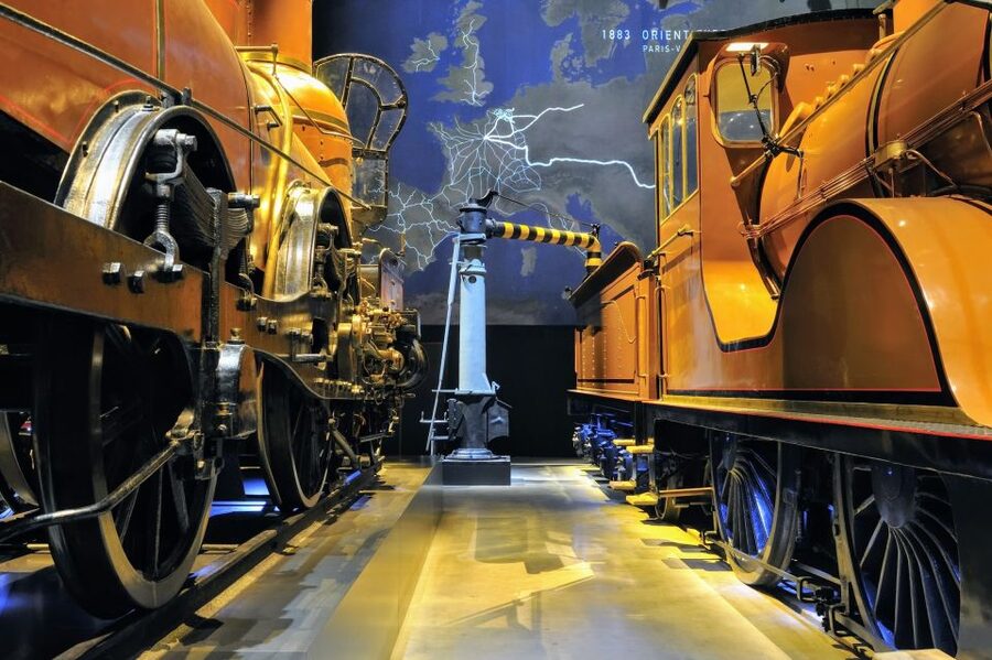 Brussels: Train World Museum Entrance Ticket - Food, parking, and practical details