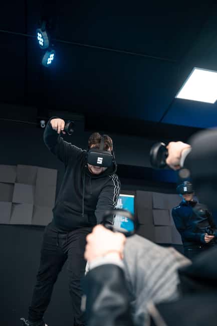 Brussels: Virtual Reality gaming, Arena - Head-to-head games for a lively contest