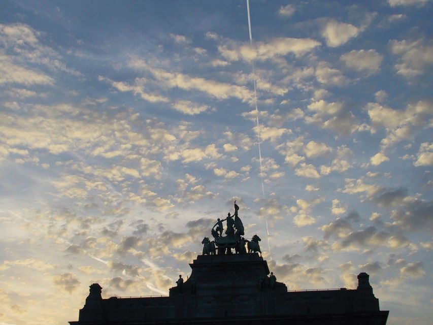 Brussels: Walking Tour from Central Station to Manneken Pis - Practical details for a smoother walk