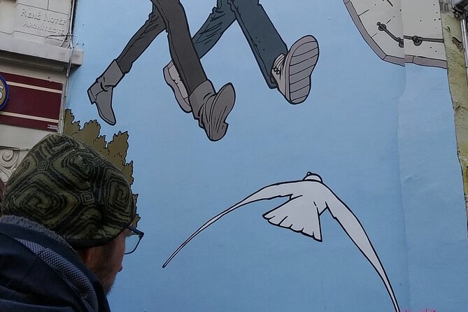 Comic Book Tour in Brussels - Hergé, theatre, and the Royal Galleries