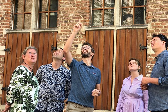Discover authentic Ghent with historian & taste the best chocolate - Sint-Baafsplein and the cathedral’s art