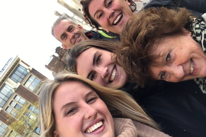 e-Scavenger hunt Antwerp: Explore the city at your own pace - Grote Markt and Antwerp’s grand civic heart