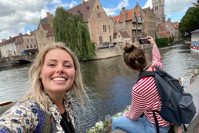 e-Scavenger hunt Bruges: Explore the city at your own pace - From Stationsplein to the first city views