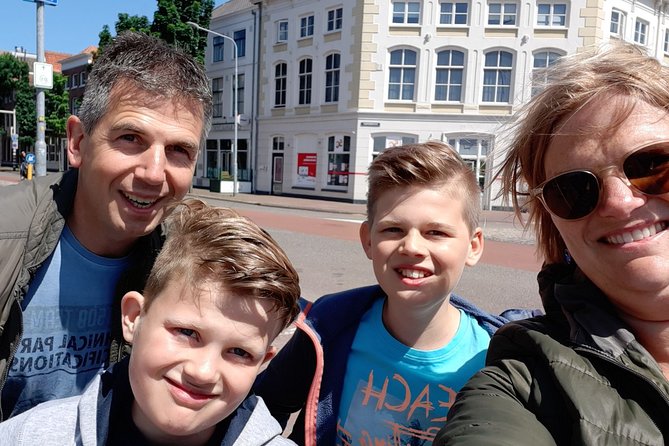 e-Scavenger hunt Kortrijk: Explore the city at your own pace - The Beguinage: small houses and a complicated past