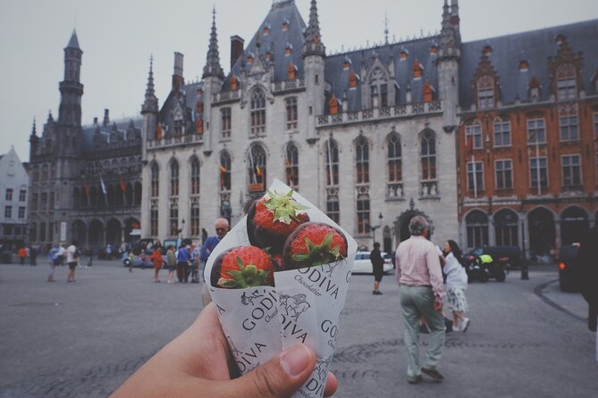 Explore the Instaworthy Spots of Bruges with a Local - Key points at a glance