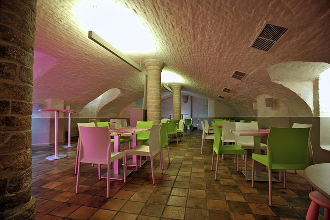 Frietmuseum Entrance Ticket - The medieval cellar: buy the fries at the end