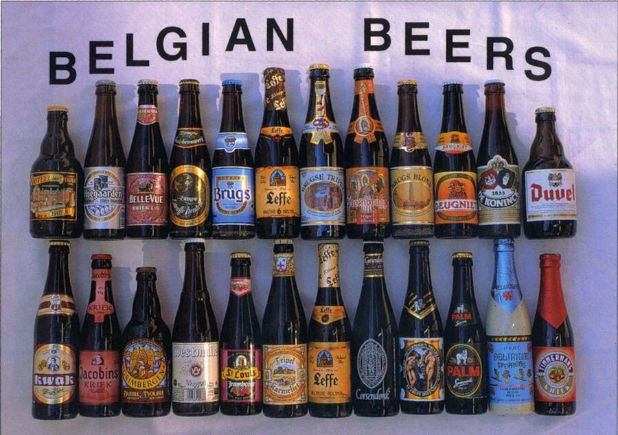 From Amsterdam: Day Trip to Bruges in Spanish or English - Markt Square and the Belfry