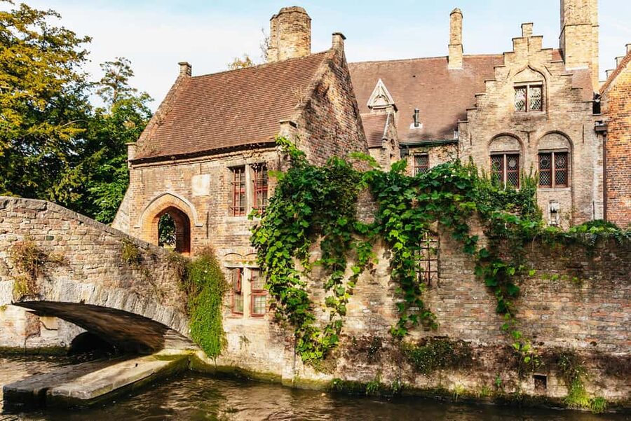 From Amsterdam: Day Trip to the Charming Brussels and Bruges - Is $170 good value?