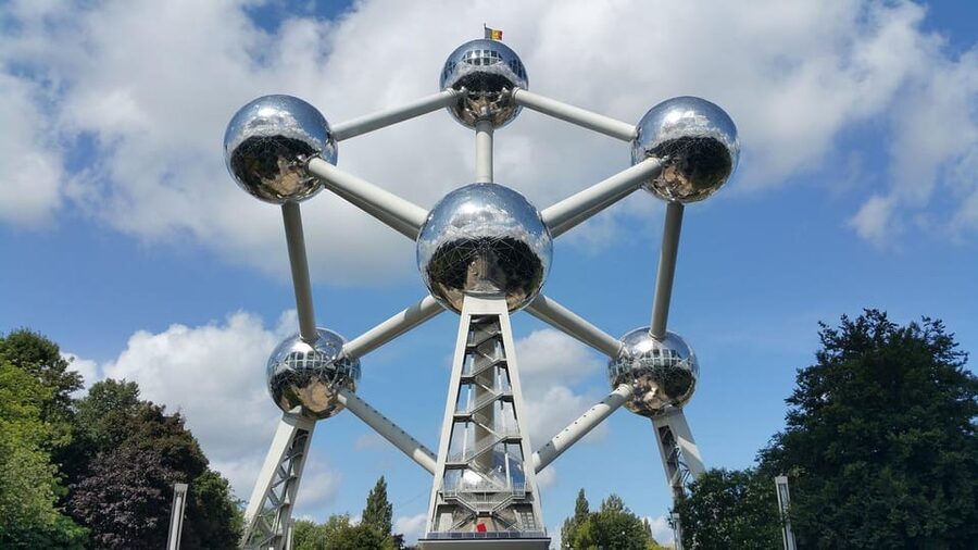 From Amsterdam: To Brussels - Travel as a VIP - Leaving Amsterdam in a private car