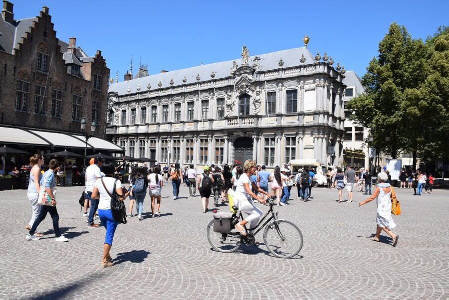 From Brussels: Bruges Private Tour - Starting at the old city wall park