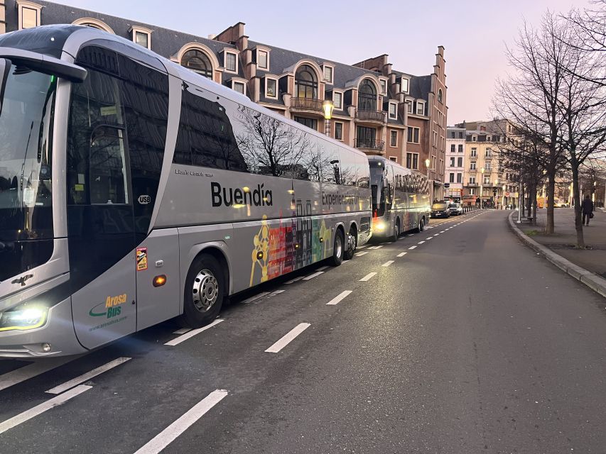 From Brussels: Guided Day Trip to Bruges and Ghent - Ninety minutes to eat and explore Bruges