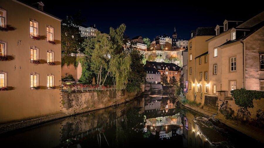 From Brussels: Guided Day Trip to Dinant and Luxembourg - Is this Brussels to Luxembourg tour worth booking?