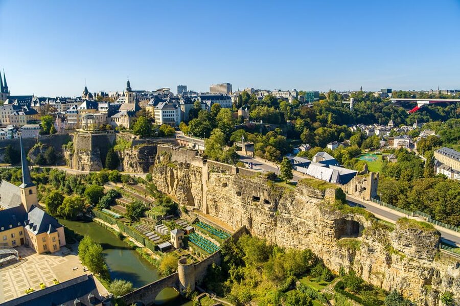 From Brussels: Luxembourg Tour with Dinant Visit - How the timing feels over twelve hours