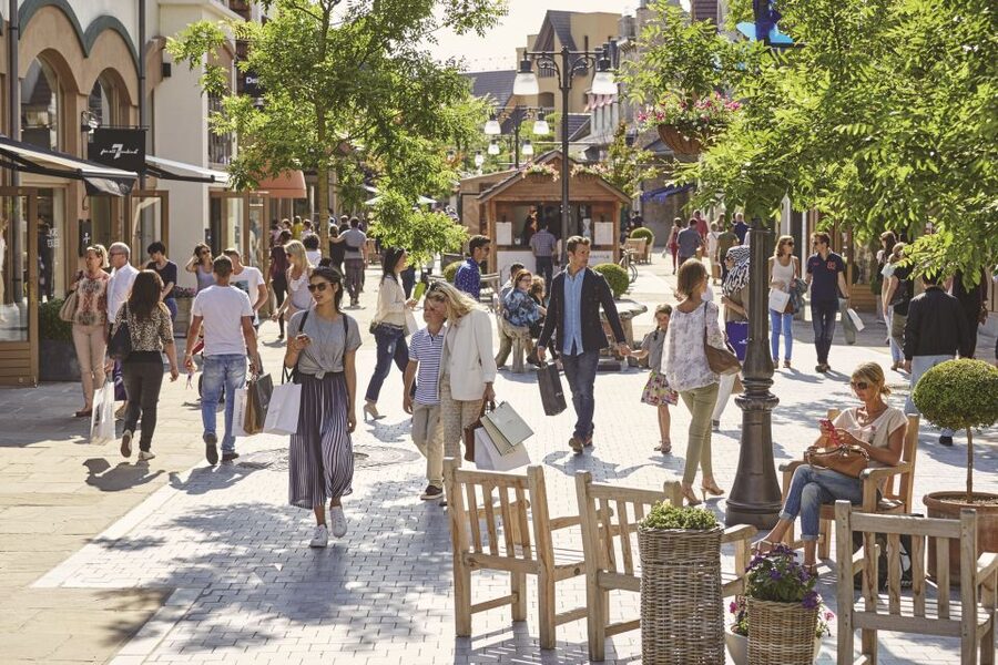 From Brussels: Maasmechelen Outlet Shopping Trip - Key points to know before you book