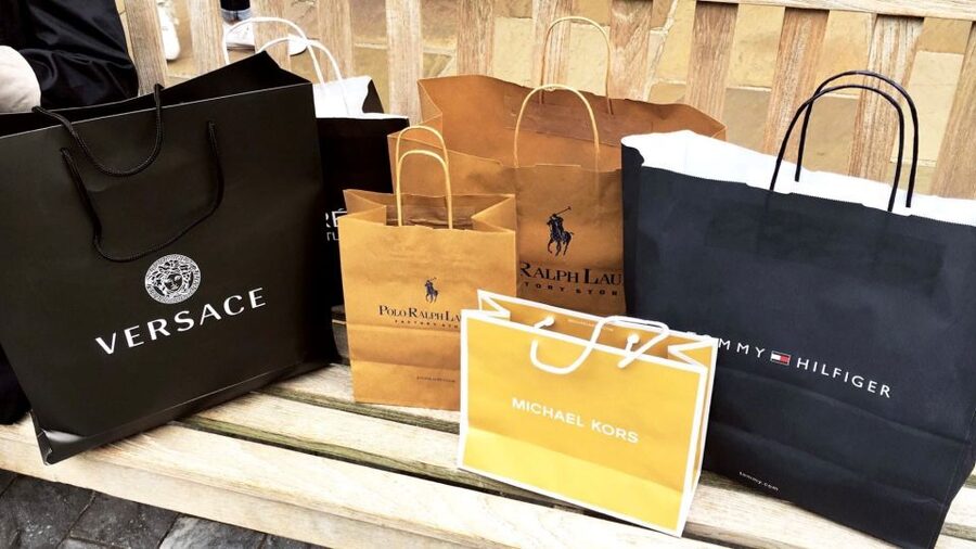 From Brussels: Maasmechelen Outlet Shopping Trip - Nine hours at Maasmechelen Village
