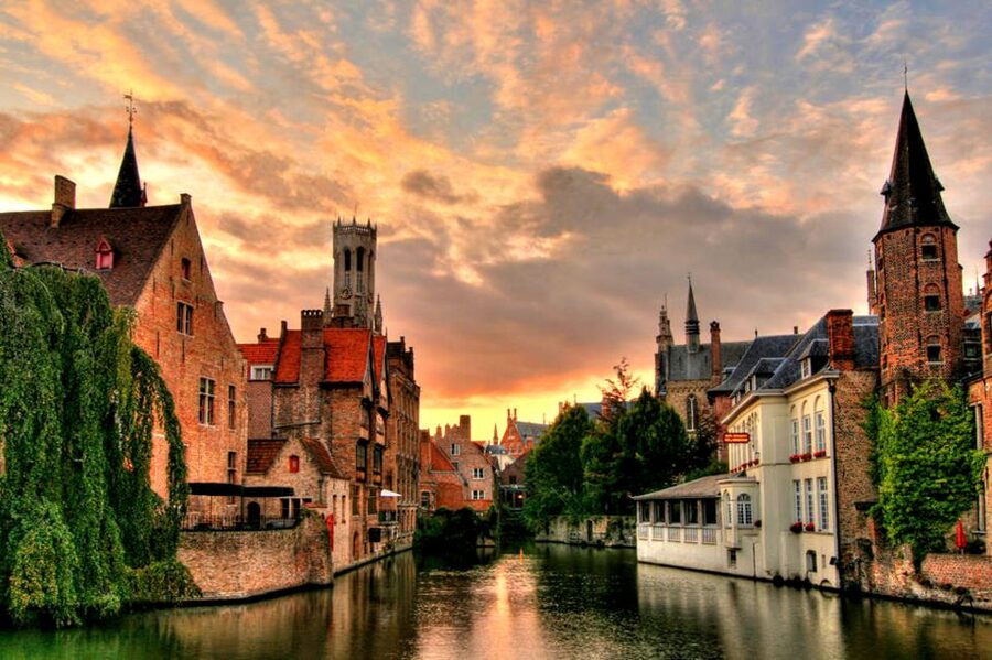 From Brussels: Private Tour of Bruges, Ghent and Flanders - Leaving Brussels for Bruges