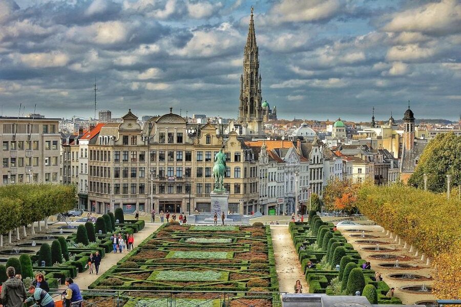 From Paris: Day Trip to the Enchanting Brussels and Bruges - Returning to Paris after a long day