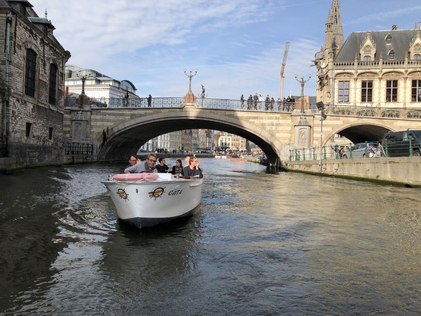 Ghent: 40-Minute Historical Boat Tour of City Center - Graslei and the old waterfront façades