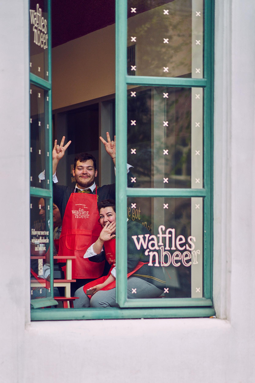 Ghent: Belgian Waffle-Making Workshop with Beer Tasting - Who should book this in Ghent?