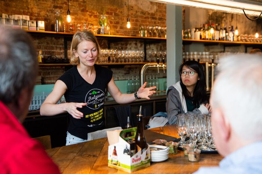 Ghent: Brewery visit + Beer Tasting tour with a Young Local - Stop three: more than 300 Belgian beers on the menu
