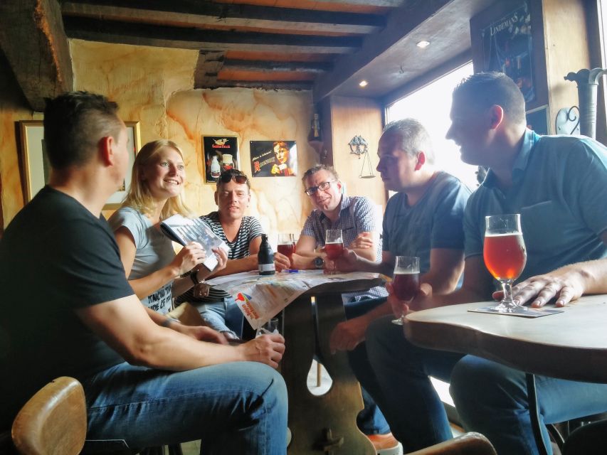 Ghent: Brewery visit + Beer Tasting tour with a Young Local - Stop one: a blonde beer and the brewing basics