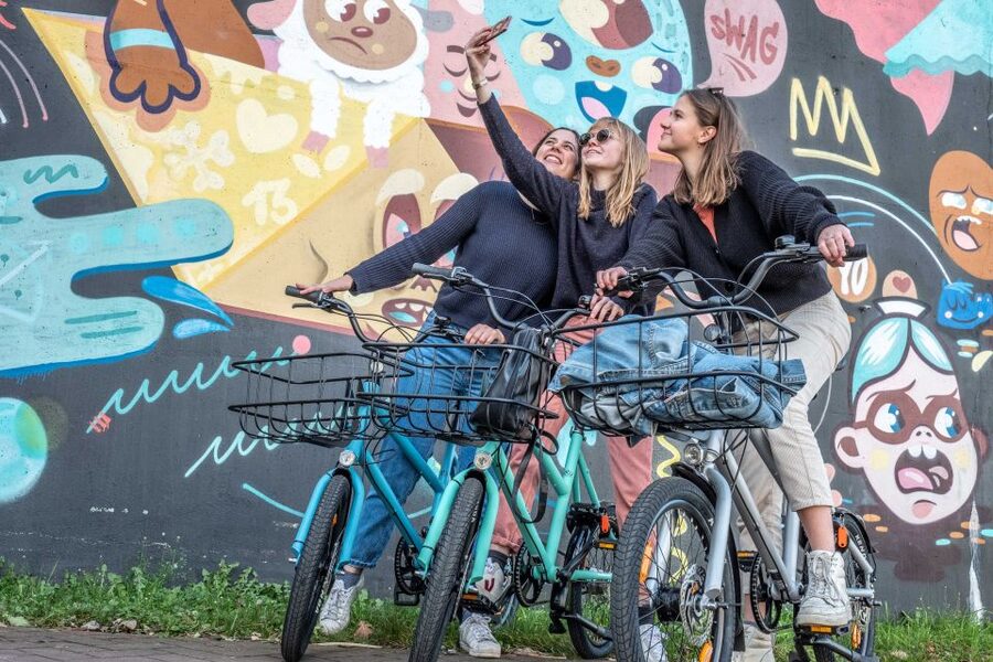 Ghent: City Highlights and Hidden Gems Guided Bike Tour - Rain or shine in Ghent