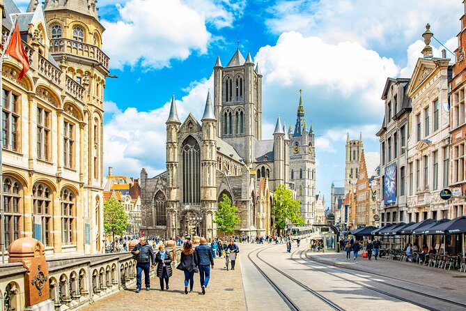 Ghent: City Walk with Audio Guide in 7 Languages on your Phone - Smaller stops make the route feel less predictable