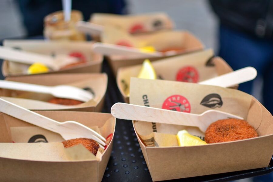 Ghent: Food & Drink Walking Tour with Tastings - Beer in a 13th-century pub
