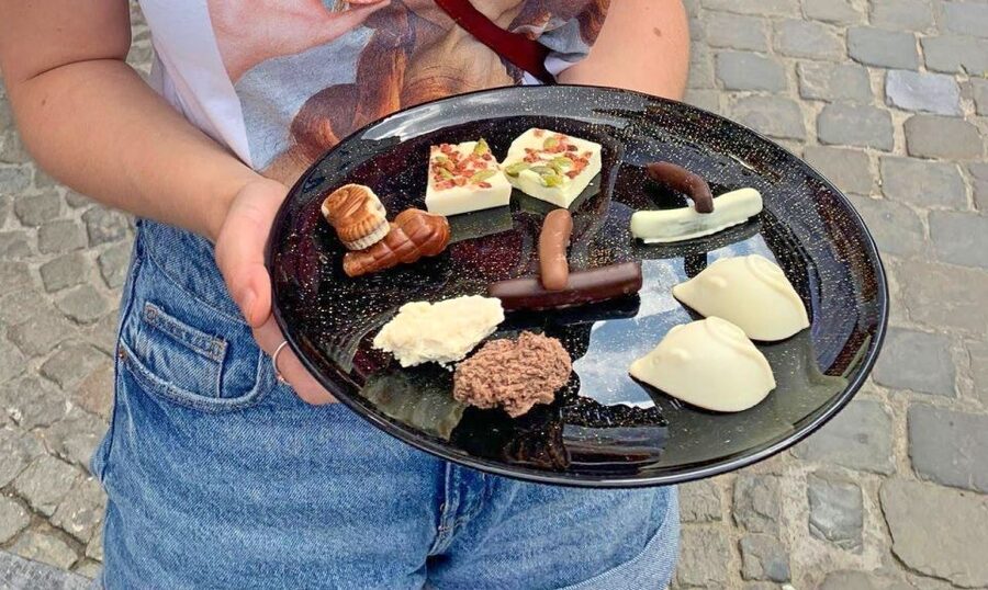 Ghent: Guided City Tour with Food Tastings - Graffiti Street and the less polished side of the city