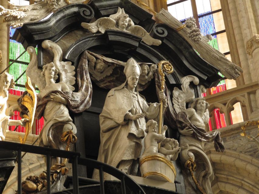 Ghent: Walking Tour from Friday Market to the Cathedral - Friday Market, the Fish Market, and Patershol