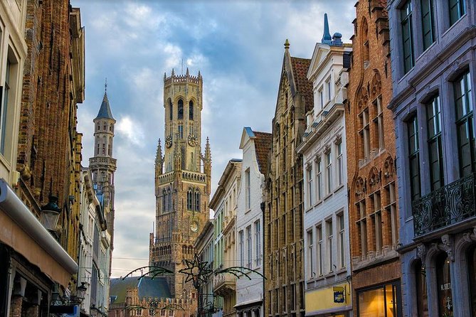 Guided tour of Bruges - Gruuthuse and Saint John’s Hospital: wealth beside care
