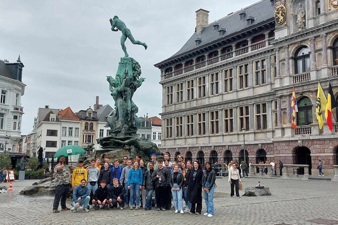 Historical Walking Tour in Antwerp Old City - What the guides add to the walk