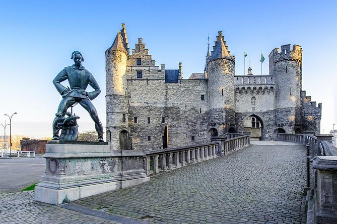 Historical Walking Tour: Legends of Antwerp - Antwerp’s fashion quarter and MoMu