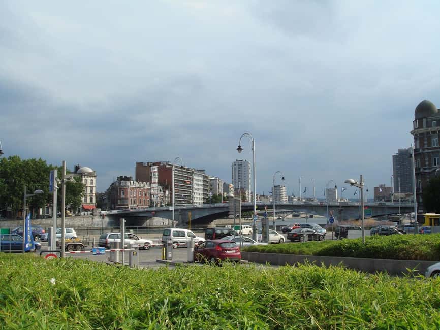 Liege Private Walking Tour - A Meuse-side beginning at Quai de la Goffe