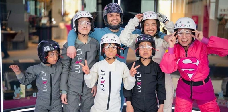 Luxembourg : Indoor Skydiving - Learning body flight with a professional instructor
