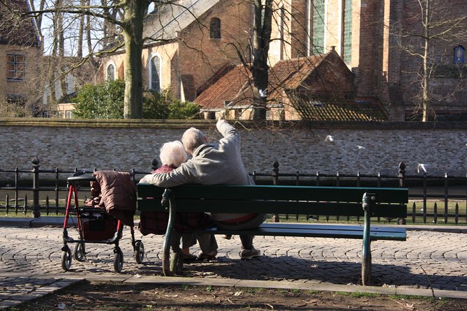 Photo Tour "Jan van Eyck" - Burghers’ Lodge, a short first stop with useful context