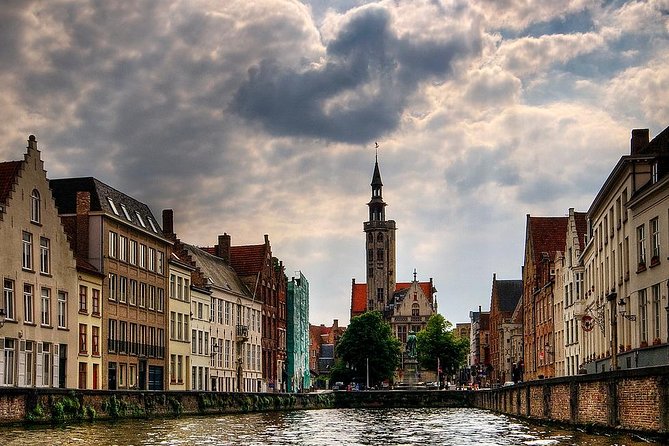 Private 3-hour walking tour of Bruges with official tour guide - Is $178.03 per person a fair price?