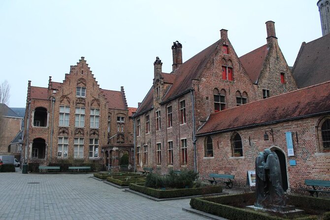 Private Bruges’ Iconic Sites and Chocolate Tasting Tour - Key points to know before you book